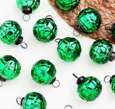 12 Pieces Decorative Glass Green Christmas Ornaments For Tree Decoration