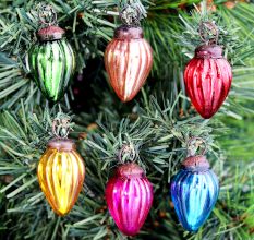 Pinecone Christmas Ornaments