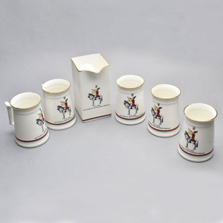 Beautiful Mug Set With Jug For Dine& Decor With Amazing Print