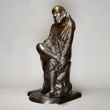 Sitting Figure Of Sai Ram In Brass Material