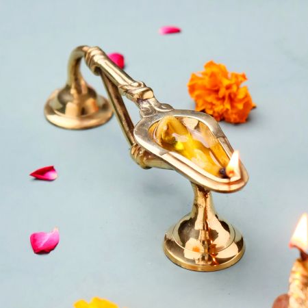 Rare Handmade Brass Temple Oil Lamp