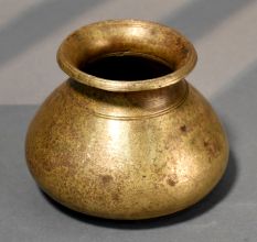 Handcrafted Brass Aged Finish Traditional Ritual Pot