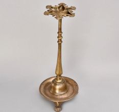 Vintage Finish Brass Oil Lamp for Hindu Rituals